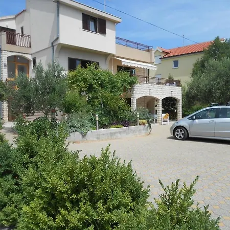 Kuca * Vodice