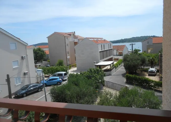 Kuca Lägenhet Vodice